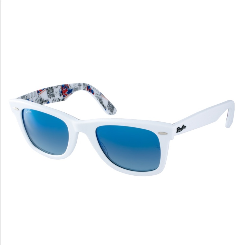 Ray-Ban Wayfarer Sunglasses Internal London Print